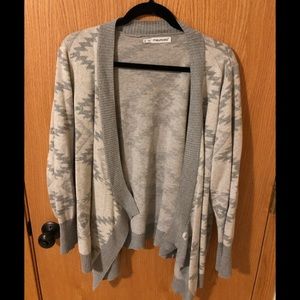 Maurice’s Open Front Grey and White Cardigan